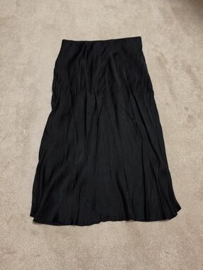 Aritzia Wilfred Satin Slip Midi Skirt (older version)